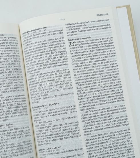 Biblia NVI Ultrafina - Tapa Dura Cruz